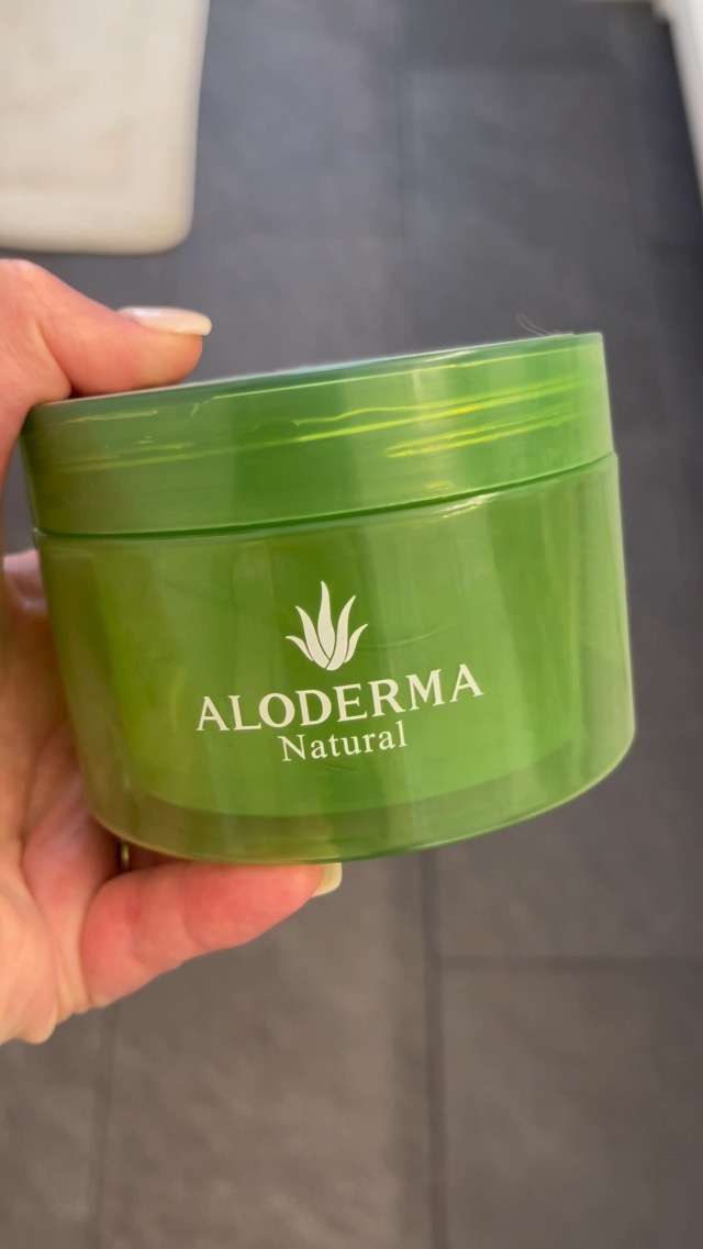 Watch See what I use this aloe vera gel for! on Amazon Live